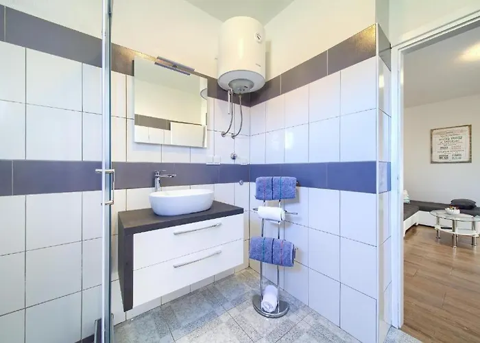 Braut Krk * Krk Town