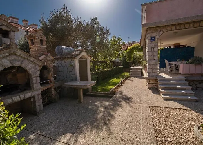 Braut Krk Apartamento *