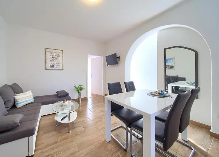 Braut Krk * Krk Town